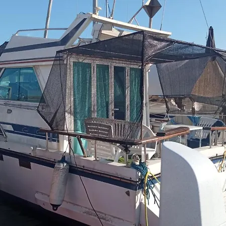 Botel Encantador Barco En Barcelona Sant Adria de Besos